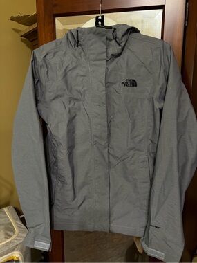 The North Face Women’s DryVent Gray Heather Waterproof Hooded Size Small